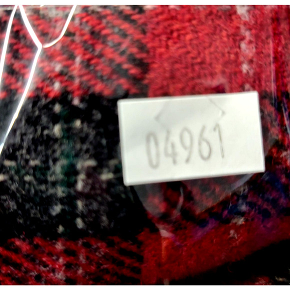 Vintage Skirt Womens 12 Red Black Plaid Wool Blend Lined Back Zip Vent Tartan - Picture 9 of 9